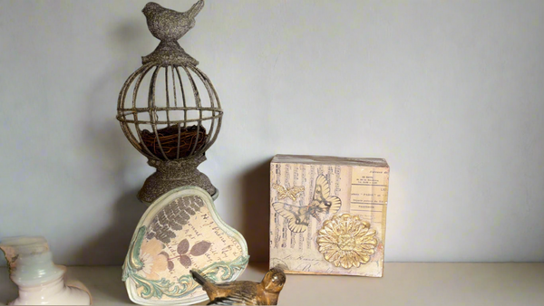 Hand-made 5x5inch Shelf Sitter