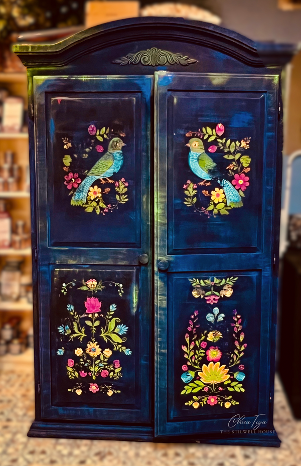 Vida Flora IOD Paint Inlay 12x16 Pad™ and Debis Design Diary