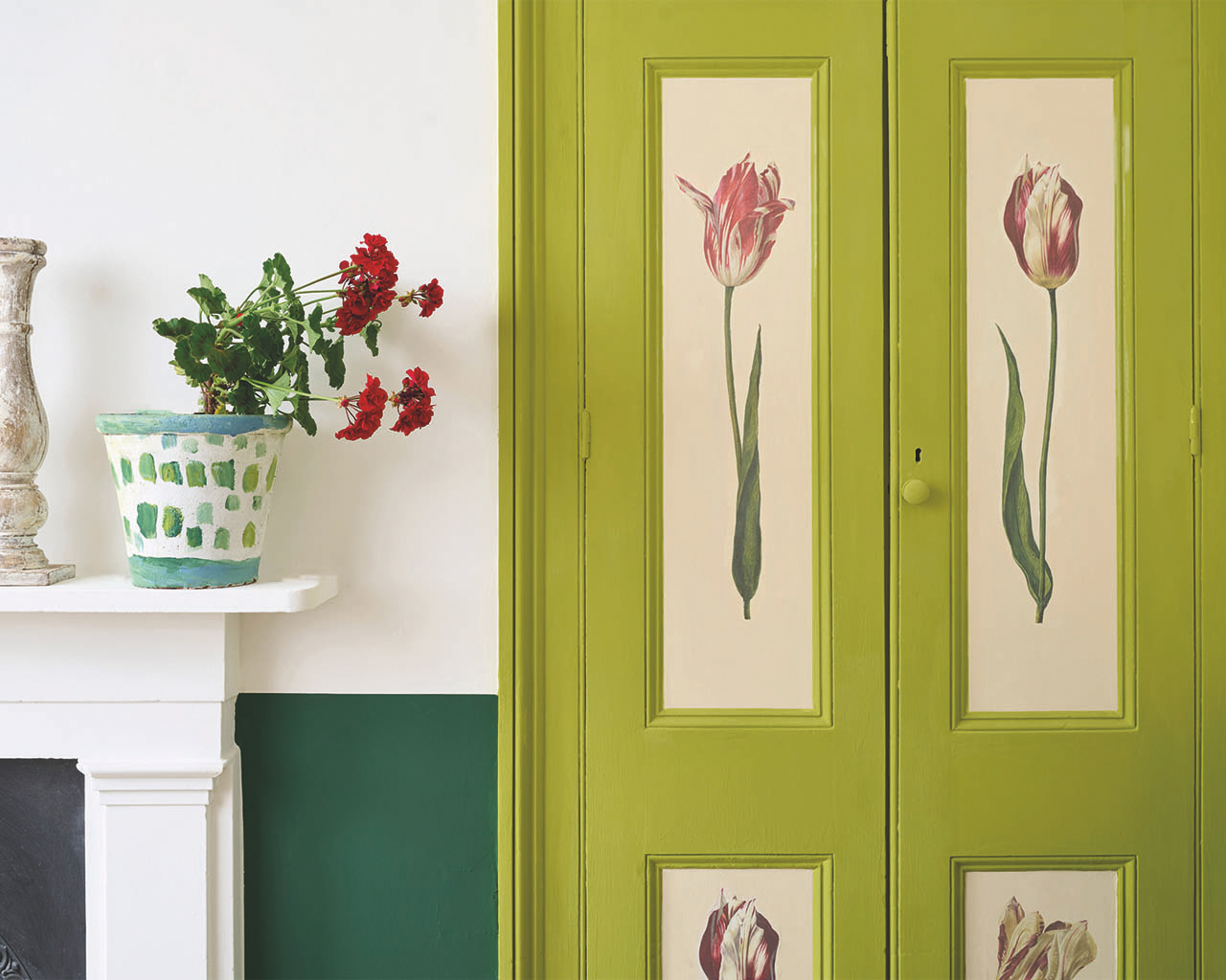 Dutch Tulips - Annie Sloan Decoupage Paper