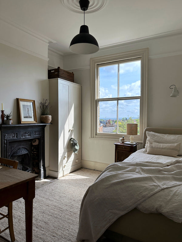 Old White - Annie Sloan Wall Paint