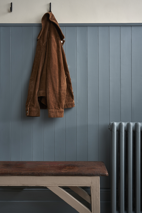 Cambrian Blue - Annie Sloan  Satin Paint®