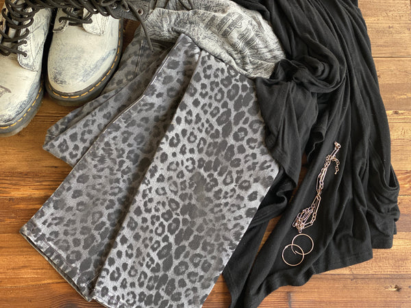 IOD Catwalk 12x12 IOD Stamp™