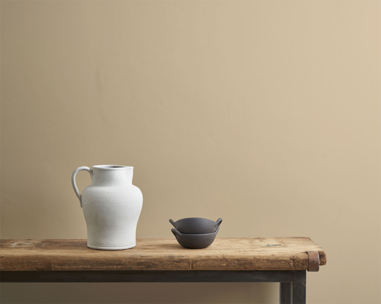 Old Ochre - Annie Sloan Wall Paint