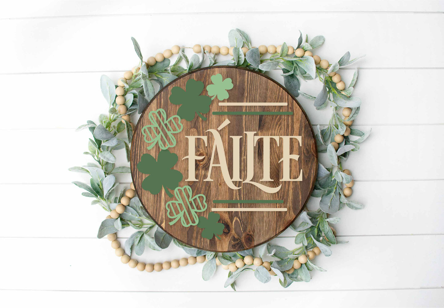 St Patrick - Failte   - Round  Wood Door Sign | Hanger | ChicaTiza